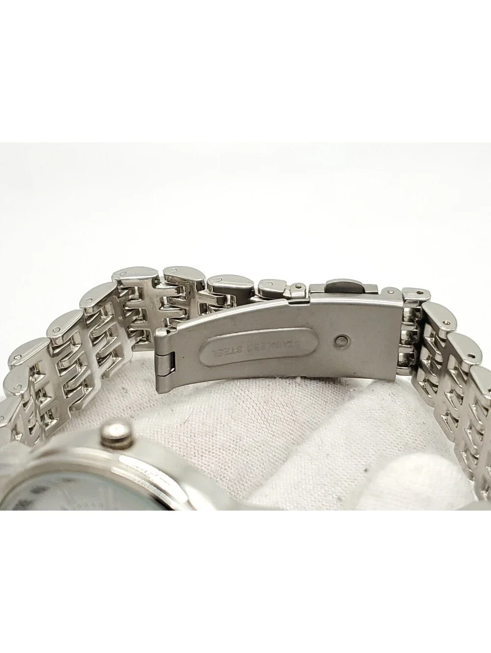 Strada Quartz Womens Watch New Battery Silver Tone Tachymetre White Dial 32mm